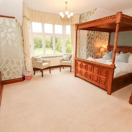 Bracken Howe 펜션 *